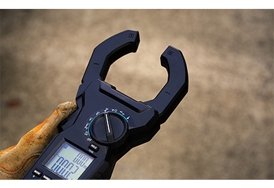 FLIR Introduces CM94 High-Current Clamp Meter for Utilities and Industrial Electrical Contractors