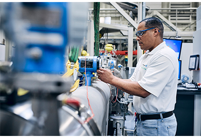 DCS-30-Endress-ISOAccreditation-400.jpg