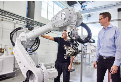 New Large ABB Robots Increase Speed and Flexibility for Material Handling on EV Battery Production