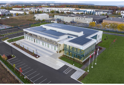 DCS Endress Hauser Customer Experince Centre Wins Rethinking the Future Award 1 400x275