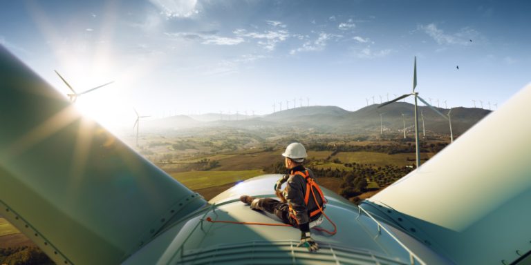 New ABB Ability™ Smarttracker Enables Users to Monitor UPS System Performance and Optimize Efficiency