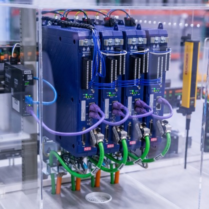 KEB America Demonstrates Coordinated Motion Control at Automate 2025