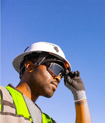 STUDSON Introduces HighBar-Equipped SHK-1, A New Approach to Helmet Fit